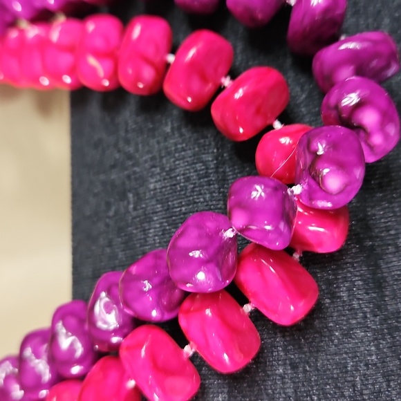 NECKLACE NUGGET BEADS IN PINK / PURPLE - Picture 3 of 7